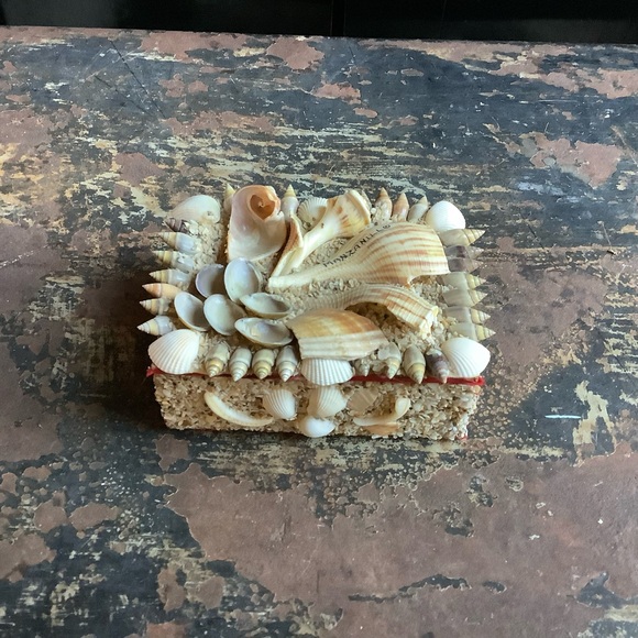 Vintage Manzanillo Mexico Souvenir Shell Box - Picture 2 of 9